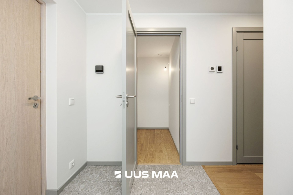 Saue vald, Saue linn, Keskuse 1/1-4