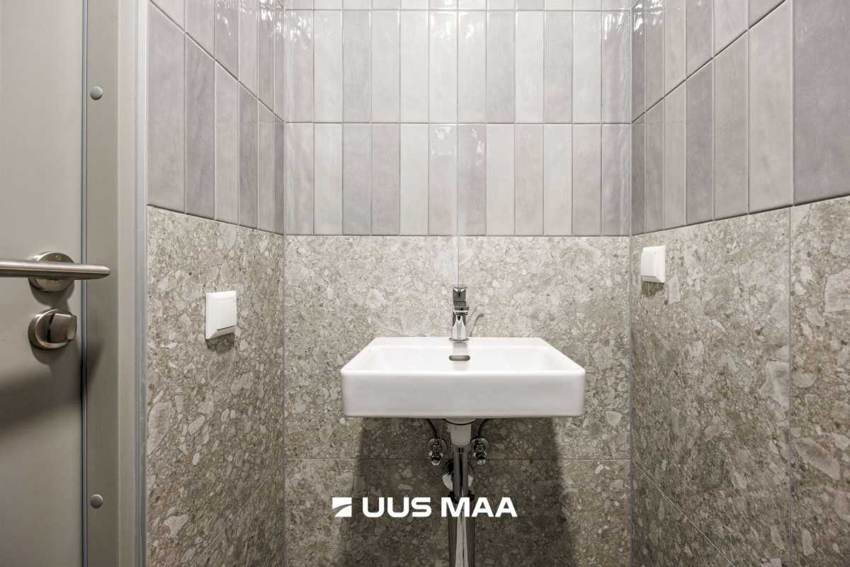 Saue vald, Saue linn, Keskuse 1/1-3