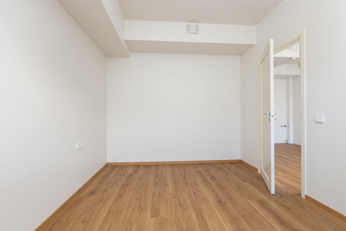 Maardu linn, Avar 8-32