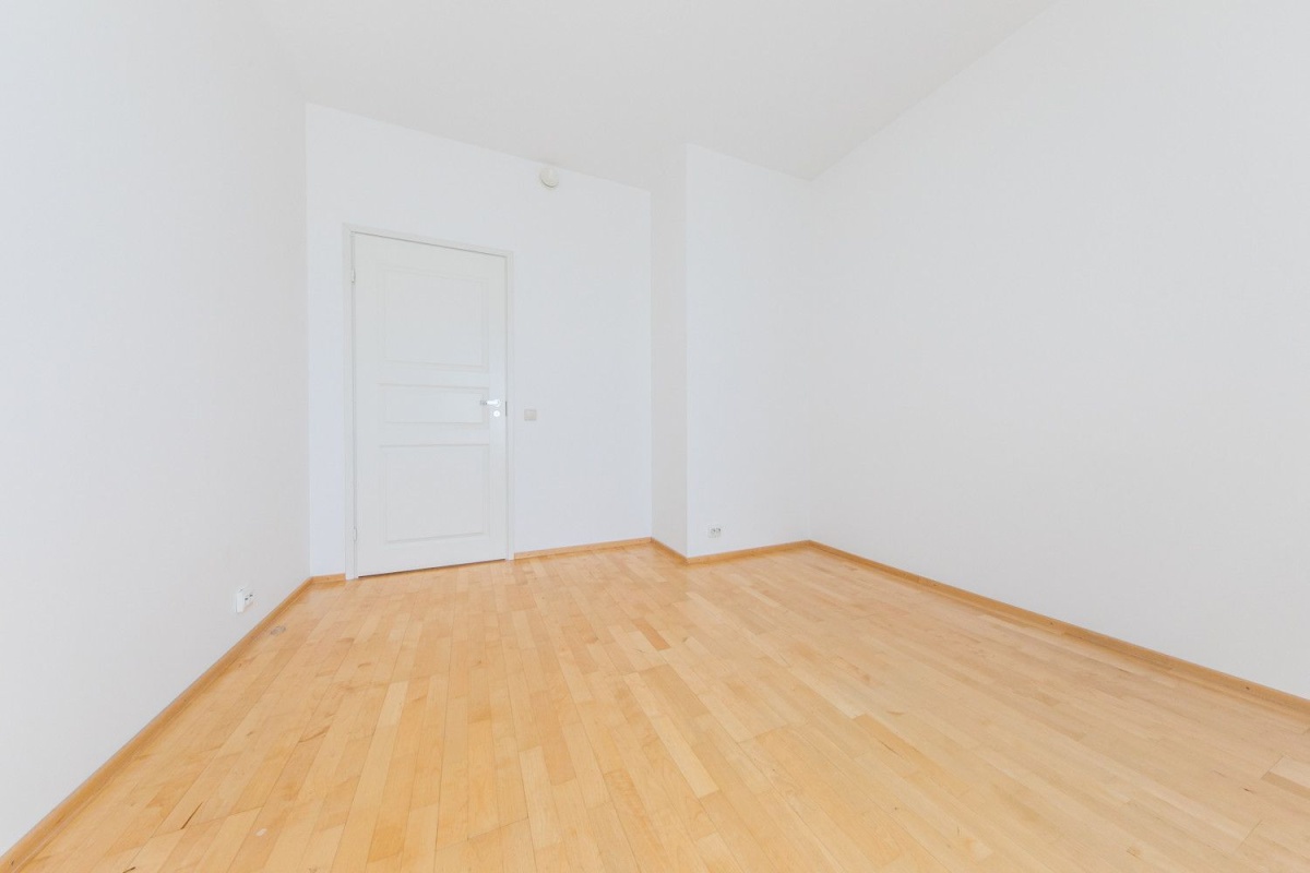 Tallinn, Kesklinna linnaosa, Tartu mnt 18