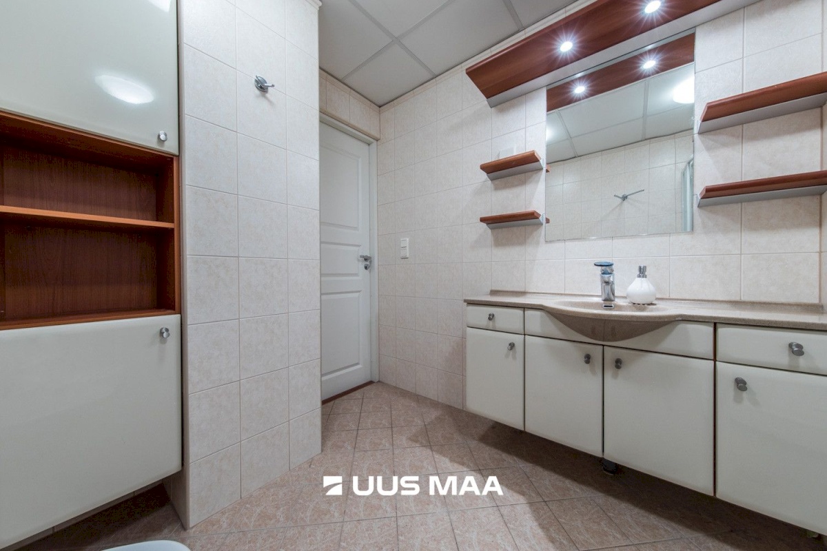 Tallinn, Kesklinna linnaosa, Tartu mnt 18