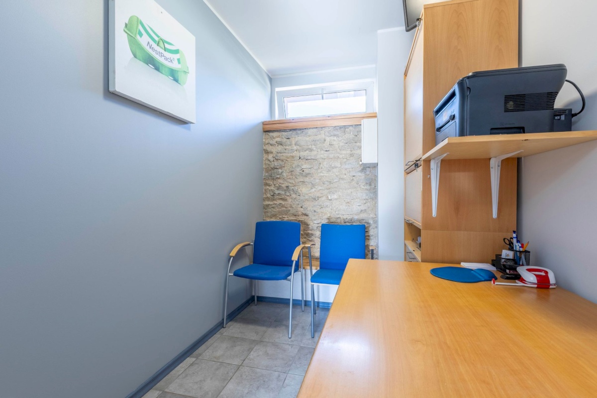 Rakvere linn, Tallinna 49