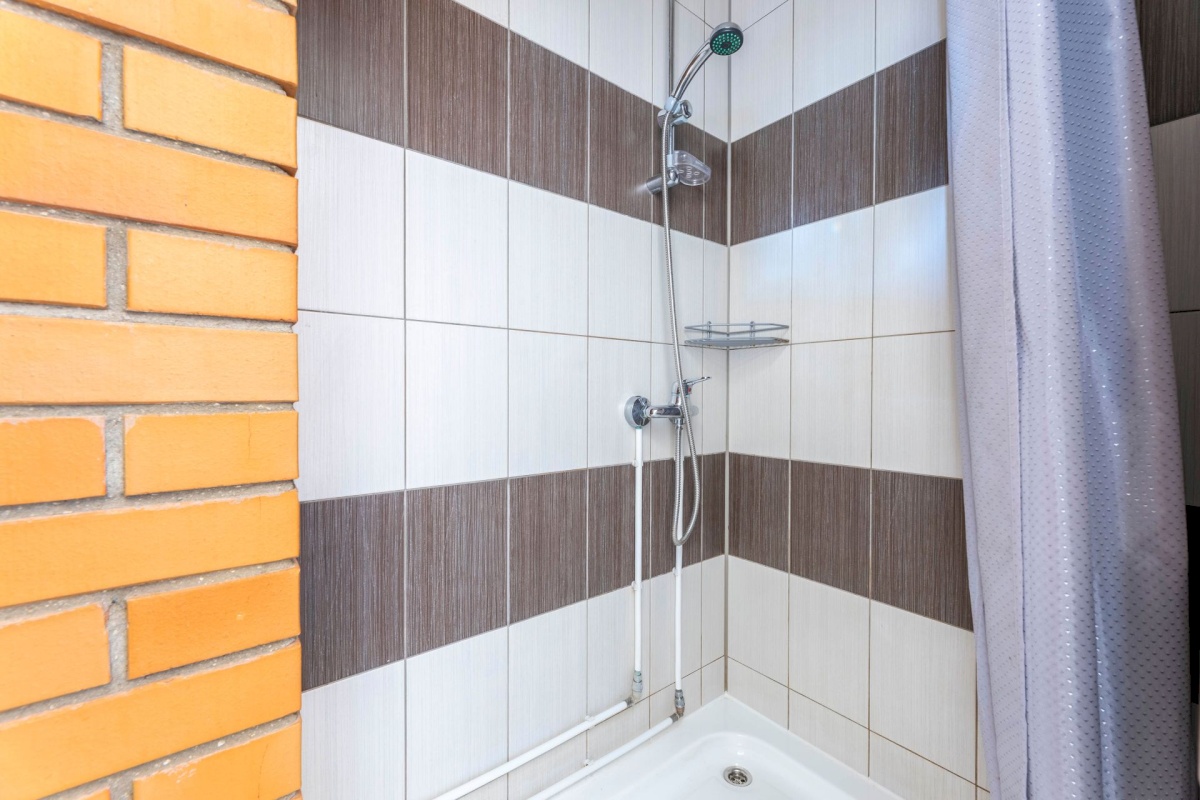 Rakvere linn, Tallinna 49