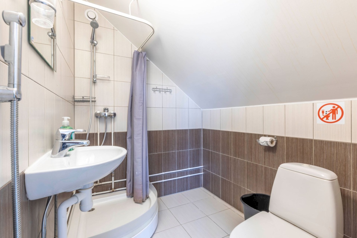 Rakvere linn, Tallinna 49