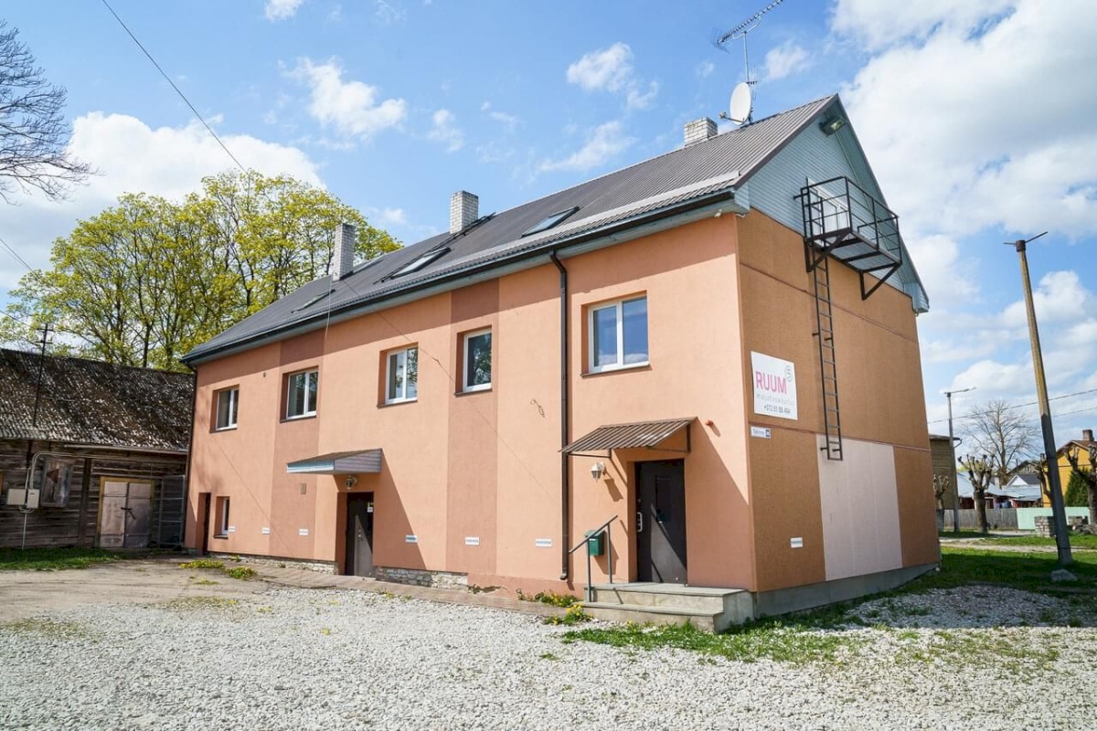 Rakvere linn, Tallinna 49