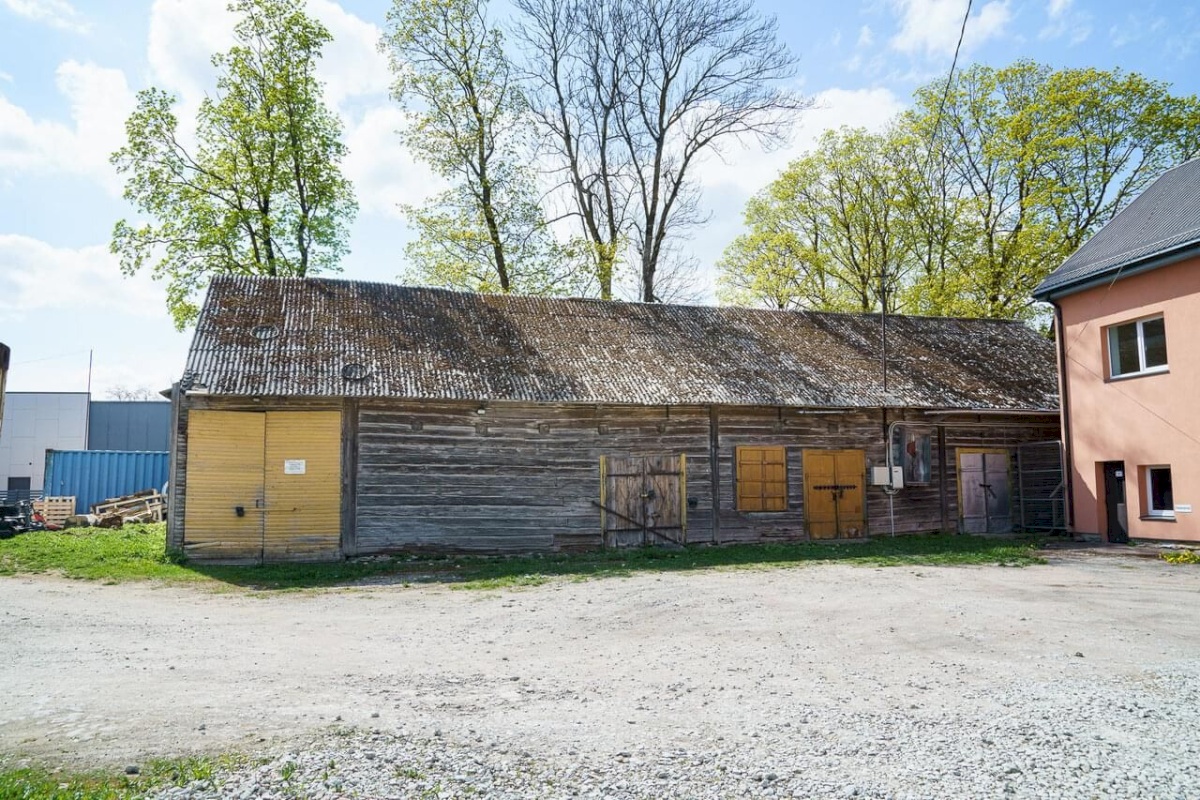 Rakvere linn, Tallinna 49