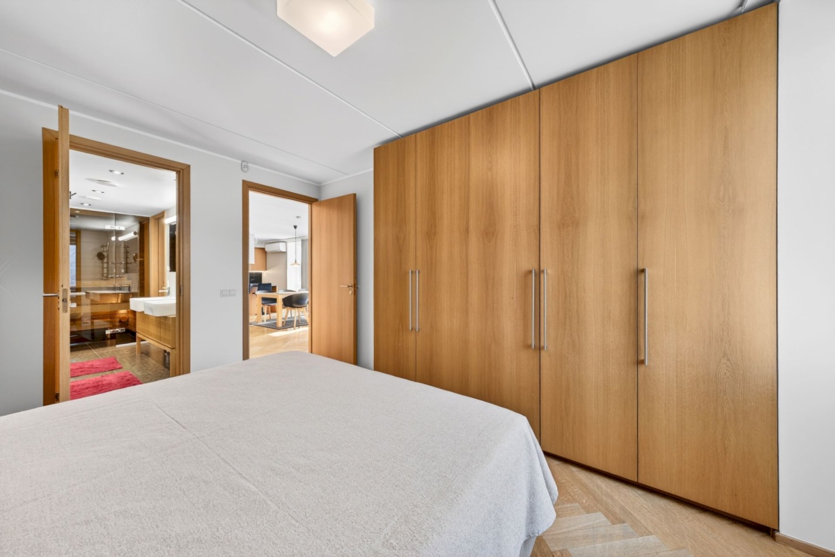 Tallinn, Kesklinna linnaosa, Kadriorg, Liivaoja 6