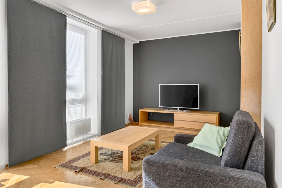 Tallinn, Kesklinna linnaosa, Kadriorg, Liivaoja 6