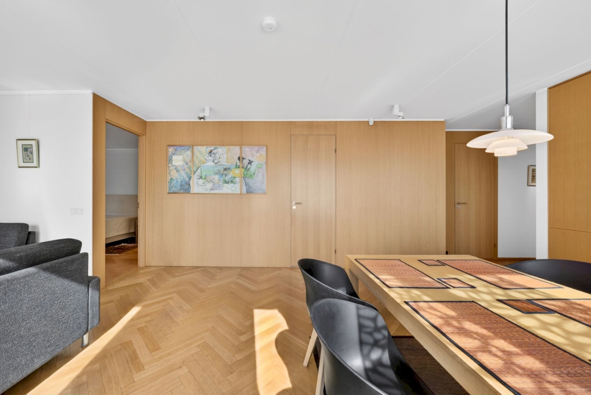 Tallinn, Kesklinna linnaosa, Kadriorg, Liivaoja 6