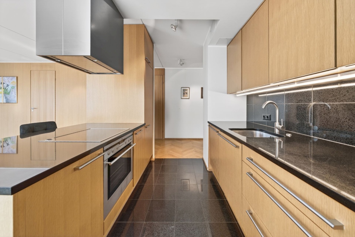 Tallinn, Kesklinna linnaosa, Kadriorg, Liivaoja 6