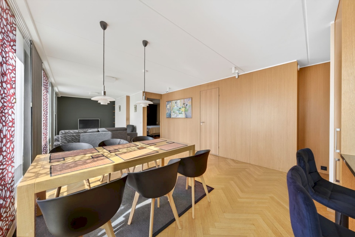 Tallinn, Kesklinna linnaosa, Kadriorg, Liivaoja 6