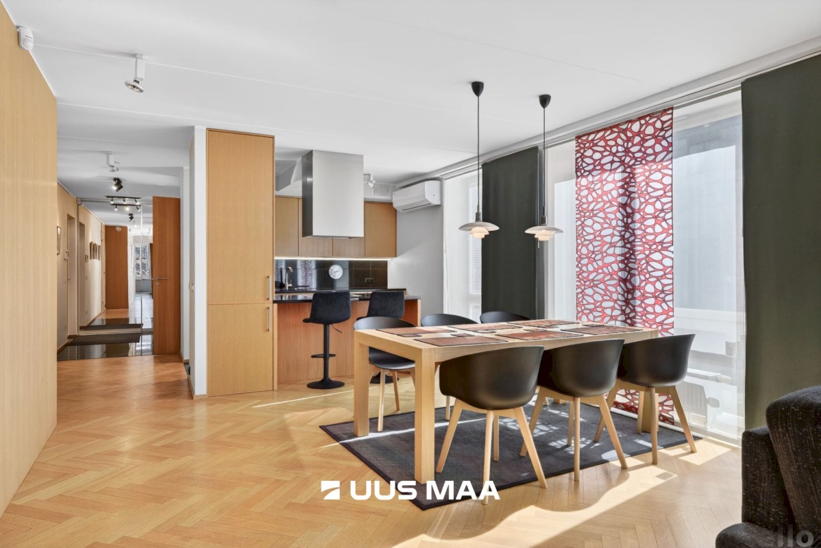 Tallinn, Kesklinna linnaosa, Kadriorg, Liivaoja 6