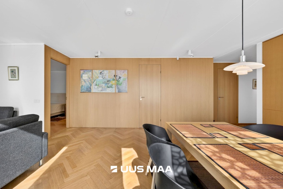 Tallinn, Kesklinna linnaosa, Kadriorg, Liivaoja 6