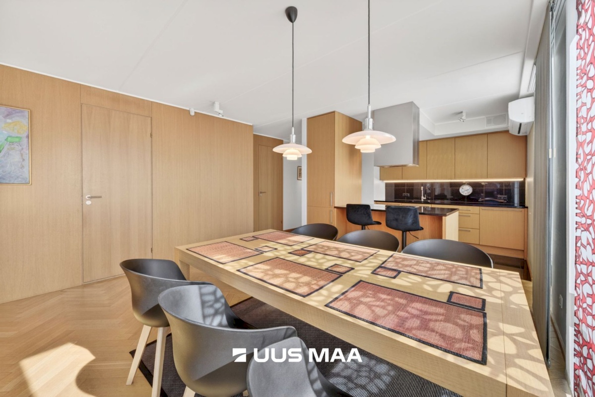 Tallinn, Kesklinna linnaosa, Kadriorg, Liivaoja 6