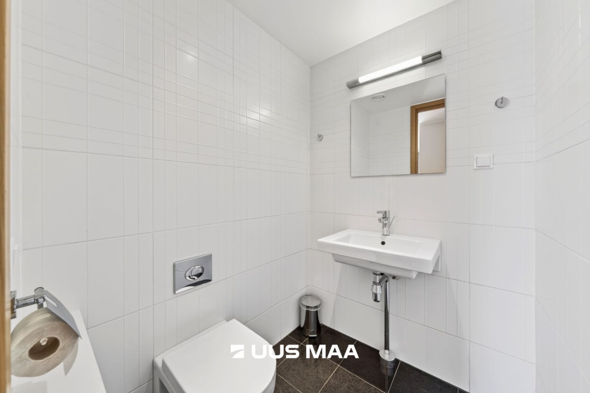 Tallinn, Kesklinna linnaosa, Kadriorg, Liivaoja 6