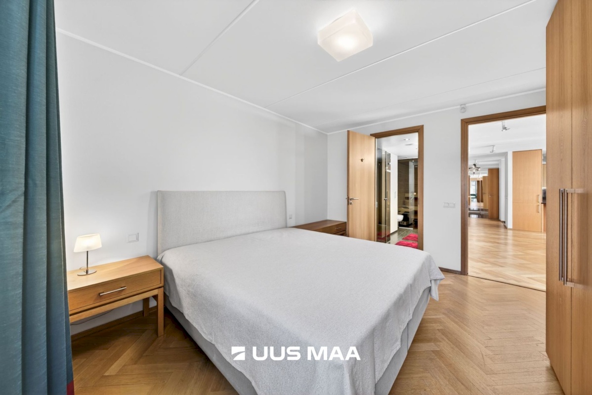 Tallinn, Kesklinna linnaosa, Kadriorg, Liivaoja 6