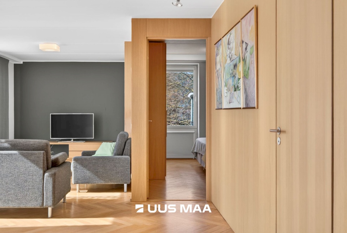 Tallinn, Kesklinna linnaosa, Kadriorg, Liivaoja 6