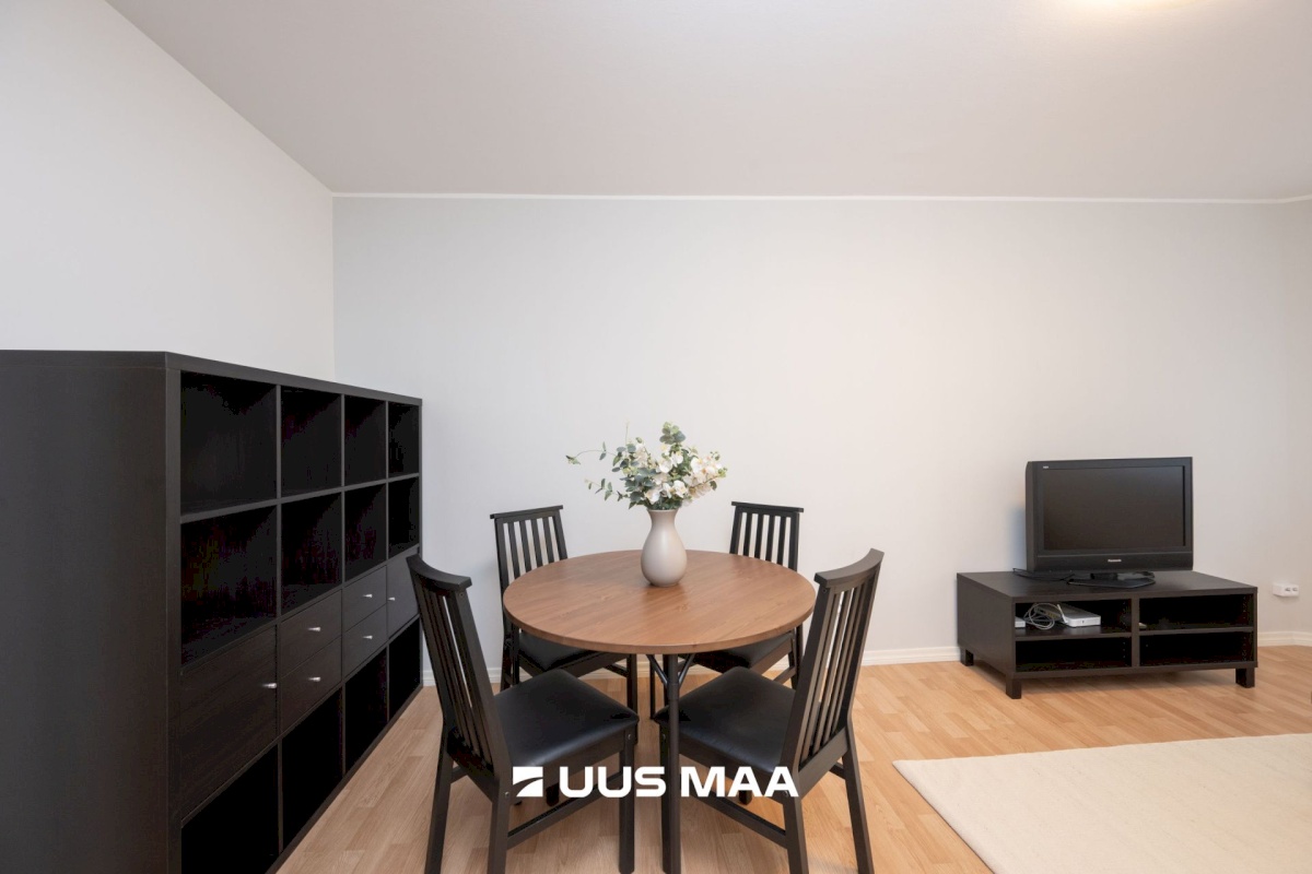 Tallinn, Mustamäe linnaosa, A.H. Tammsaare tee 73