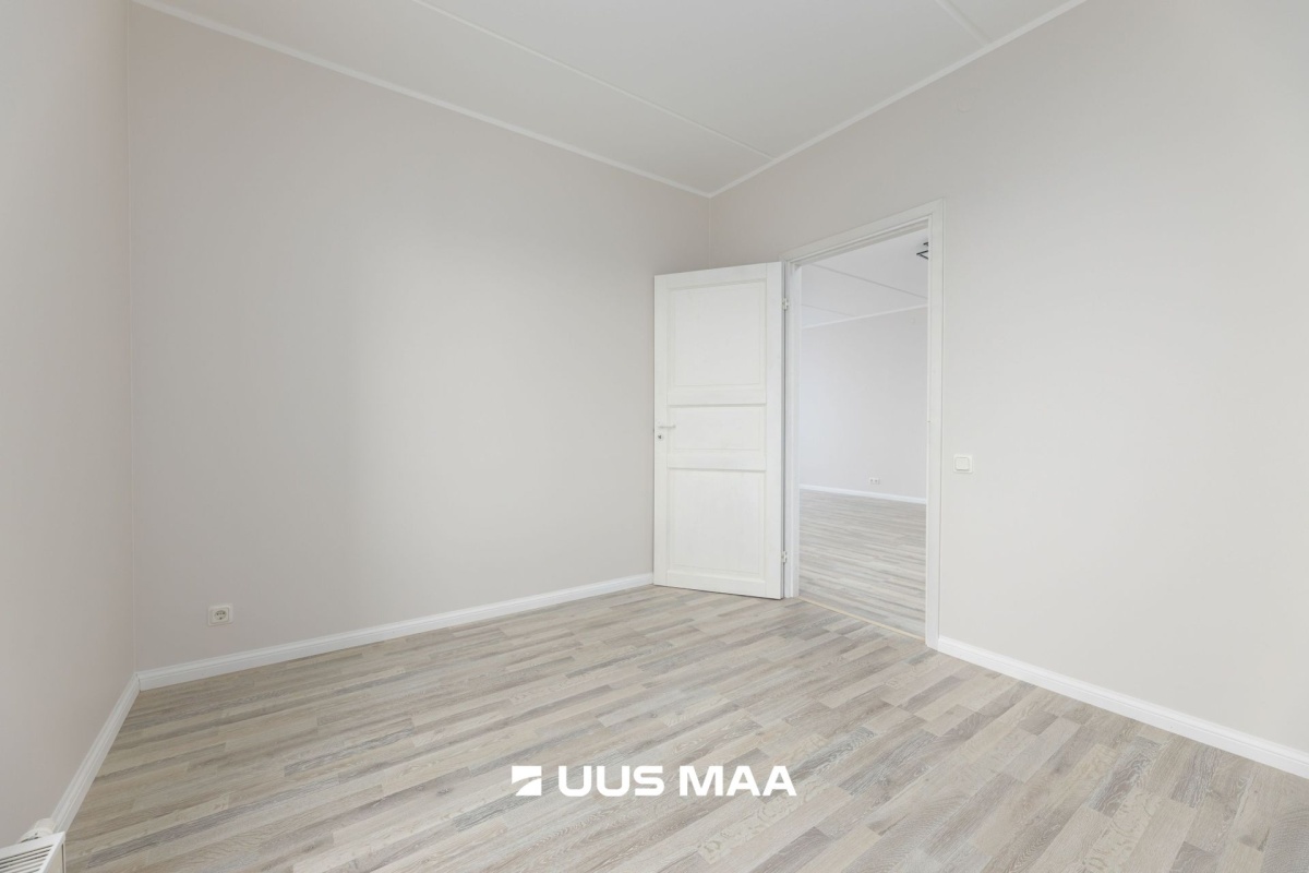 Tallinn, Mustamäe linnaosa, Kadaka, Kadaka pst 169b