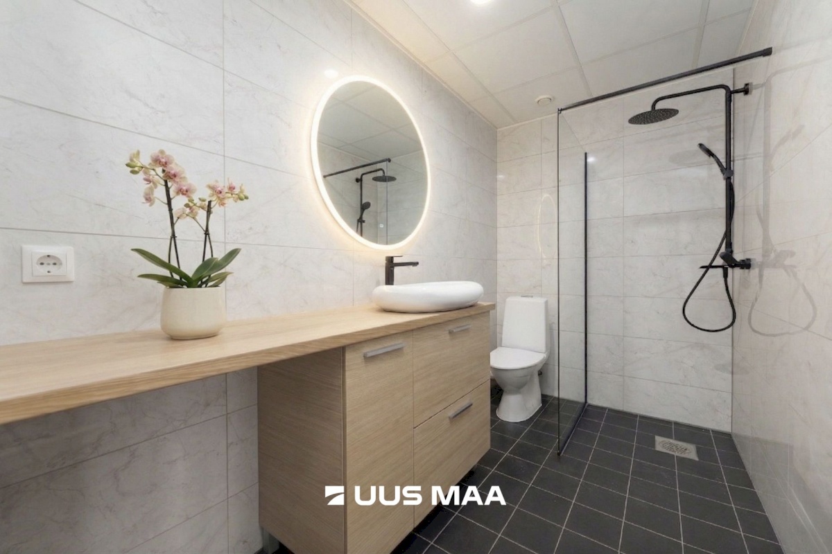 Tallinn, Mustamäe linnaosa, Kadaka, Kadaka pst 169b