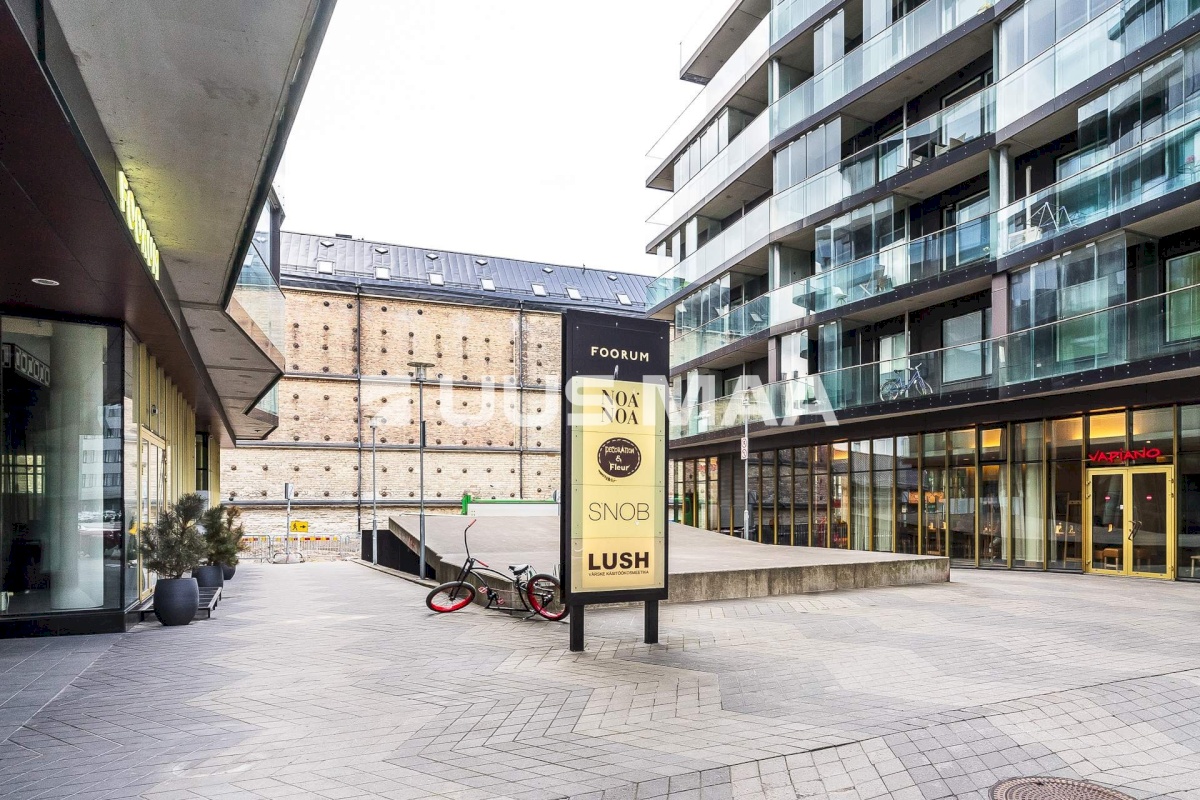 Tallinn, Kesklinna linnaosa, Sadama, Hobujaama tn 10