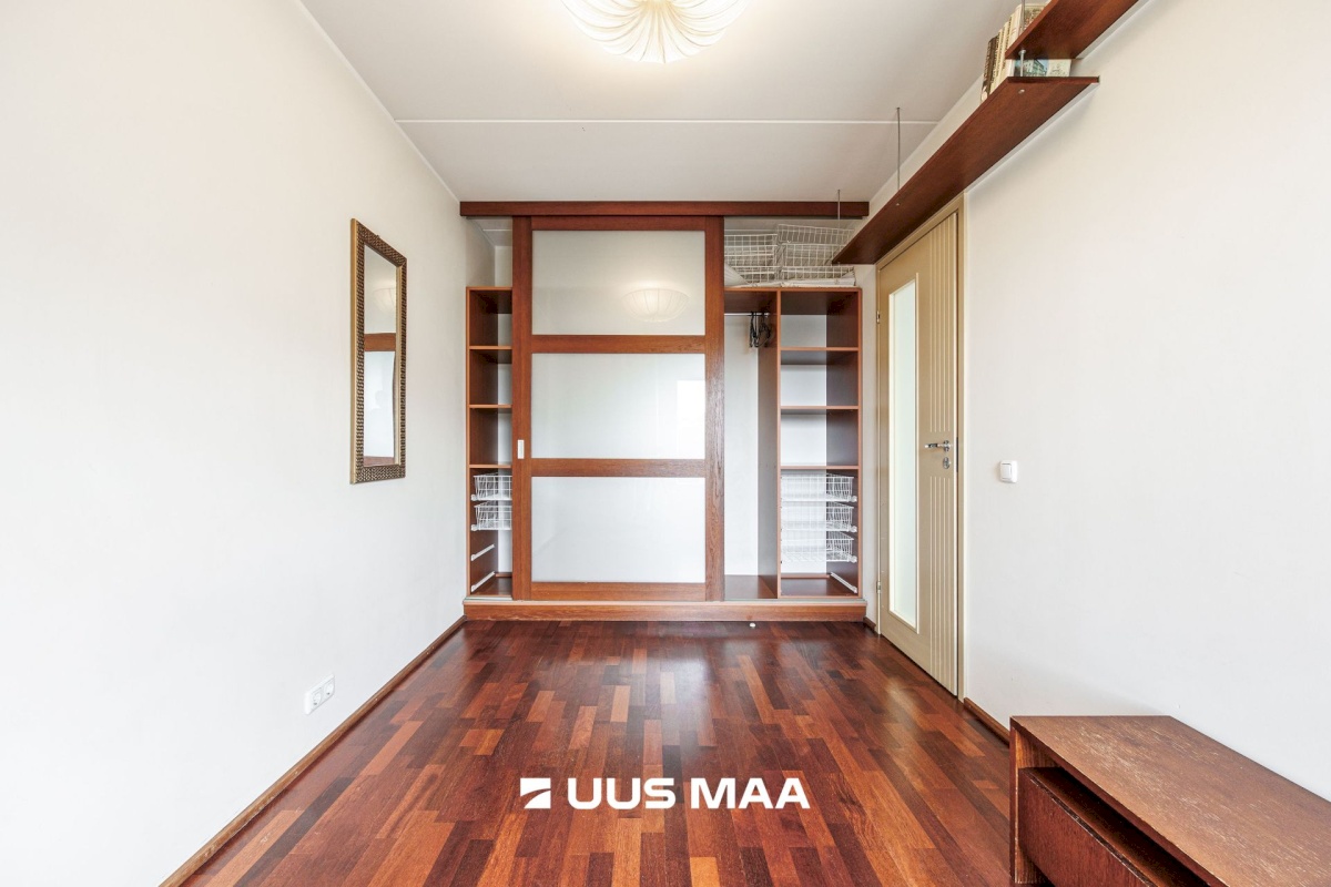 Tallinn, Kesklinna linnaosa, Ravi tn 7