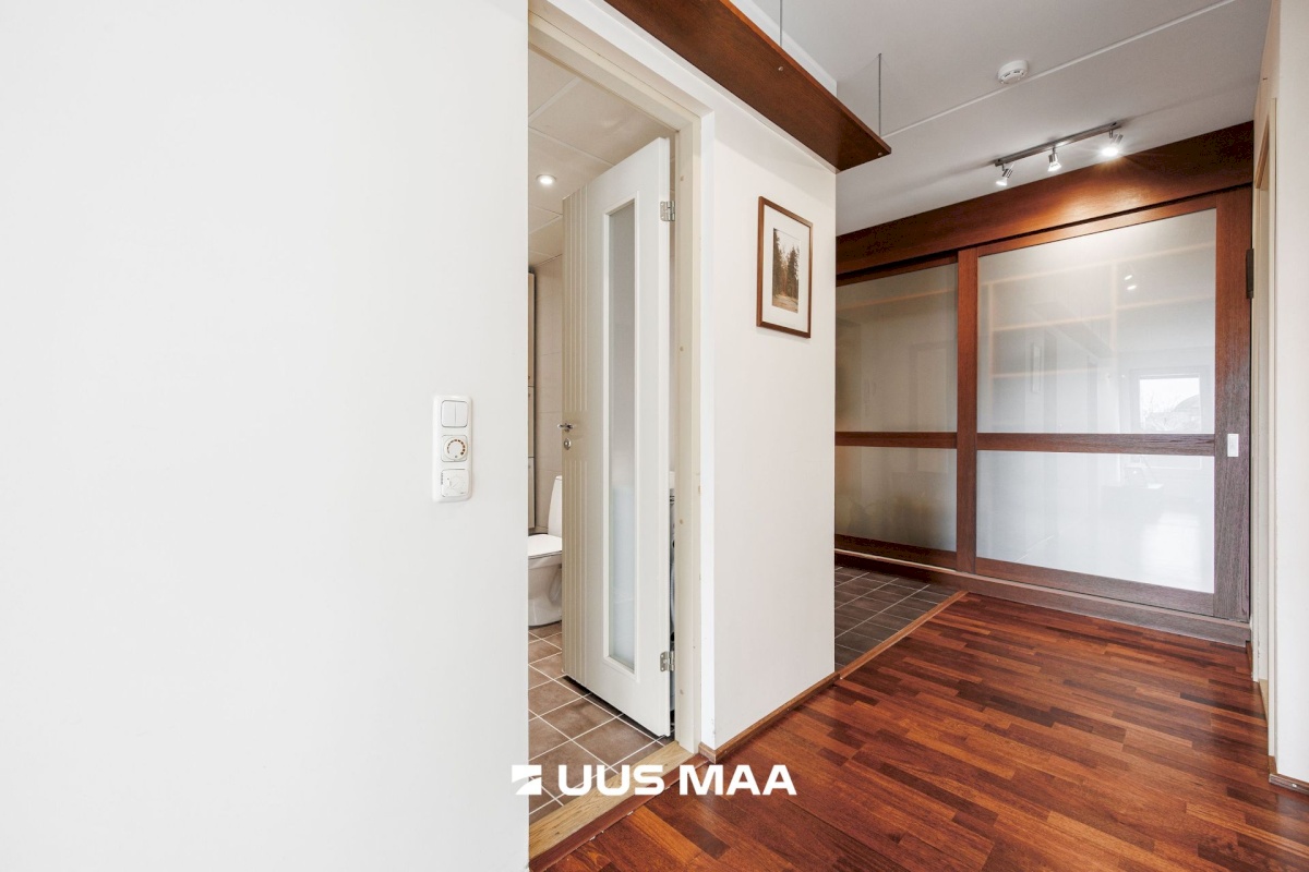 Tallinn, Kesklinna linnaosa, Ravi tn 7