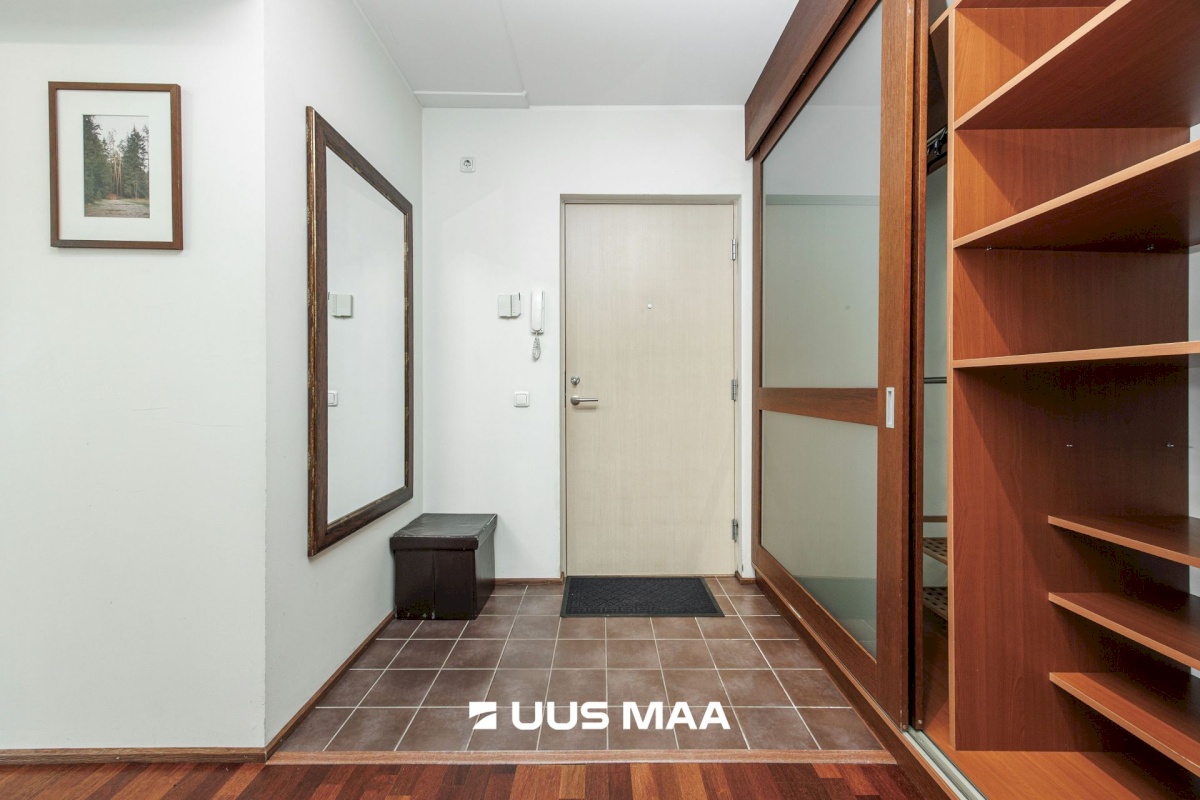 Tallinn, Kesklinna linnaosa, Ravi tn 7