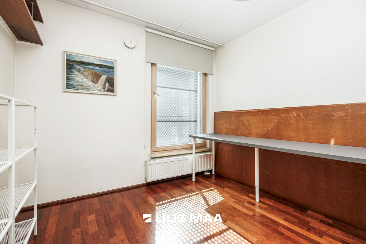 Tallinn, Kesklinna linnaosa, Ravi tn 7