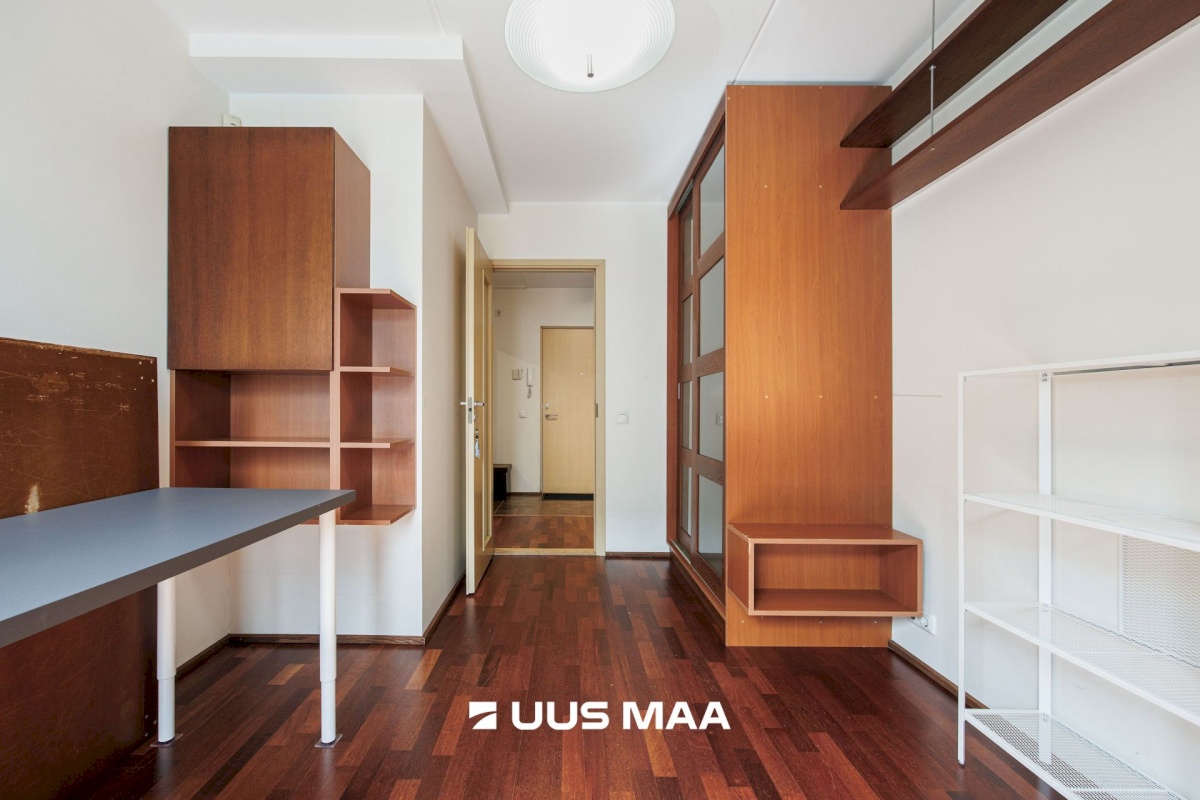 Tallinn, Kesklinna linnaosa, Ravi tn 7