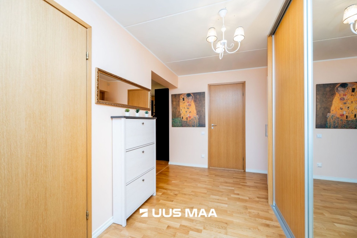 Tallinn, Kesklinna linnaosa, Kadriorg, Uuslinna 5