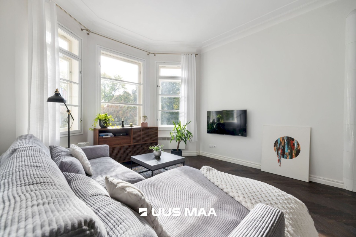 Tallinn, Kesklinna linnaosa, Kadriorg, Narva mnt 55