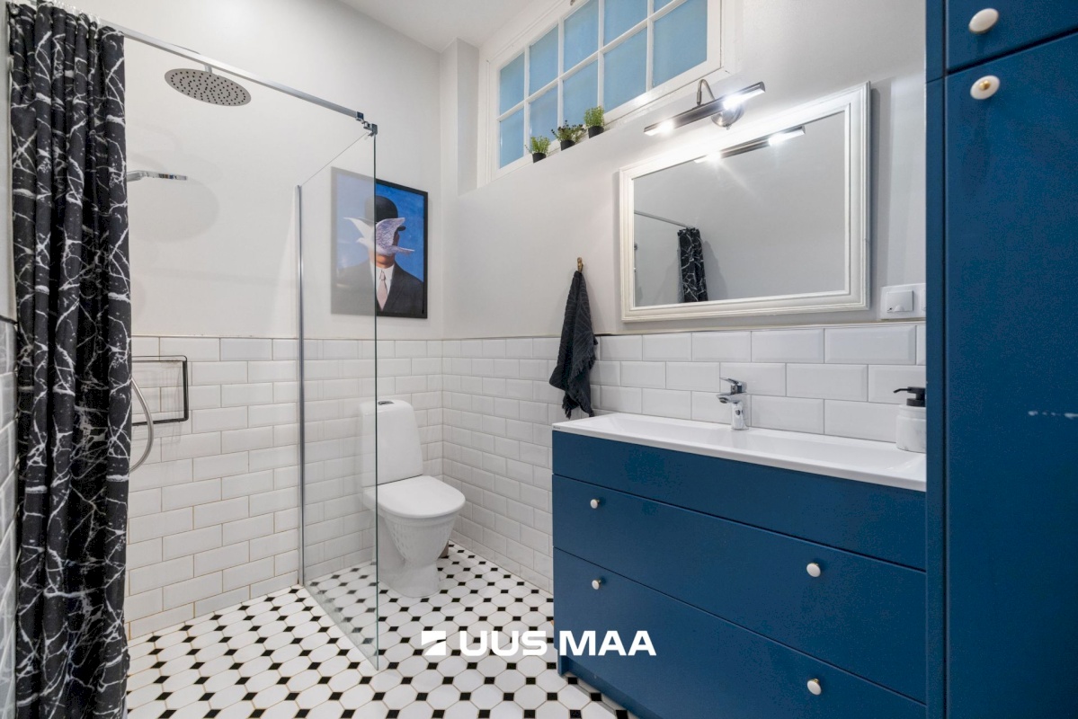 Tallinn, Kesklinna linnaosa, Kadriorg, Narva mnt 55