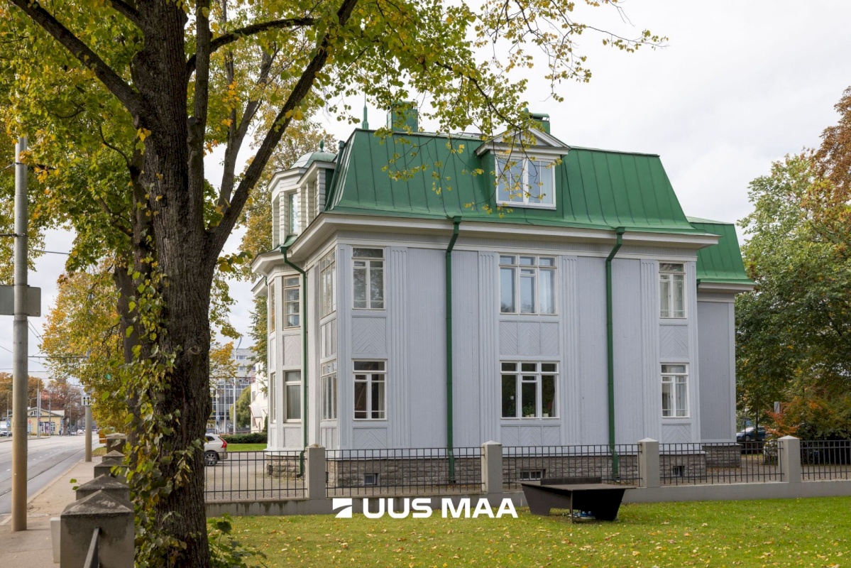 Tallinn, Kesklinna linnaosa, Kadriorg, Narva mnt 55