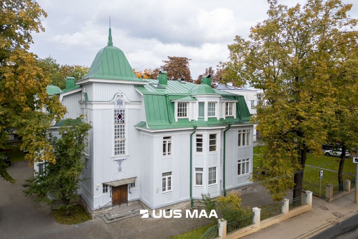 Tallinn, Kesklinna linnaosa, Kadriorg, Narva mnt 55