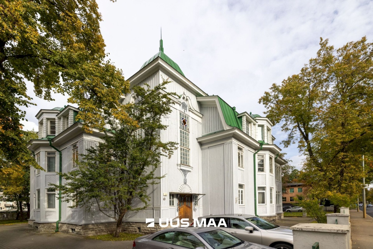 Tallinn, Kesklinna linnaosa, Kadriorg, Narva mnt 55