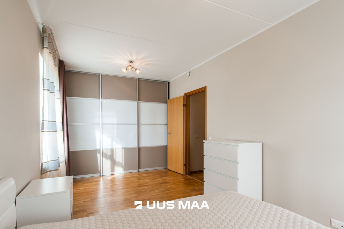 Tallinn, Lasnamäe linnaosa, Paevälja, Liikuri 41/1