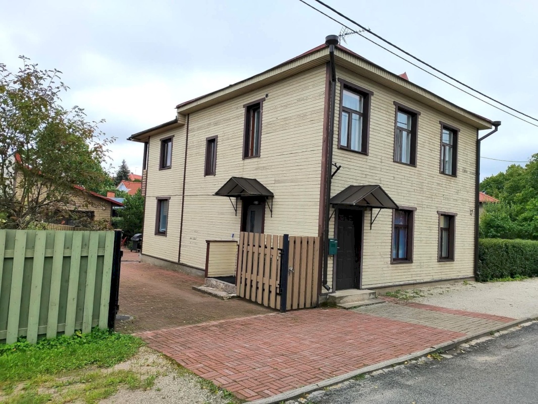 Tartu linn, Tartu linn, Karlova, Alevi 17