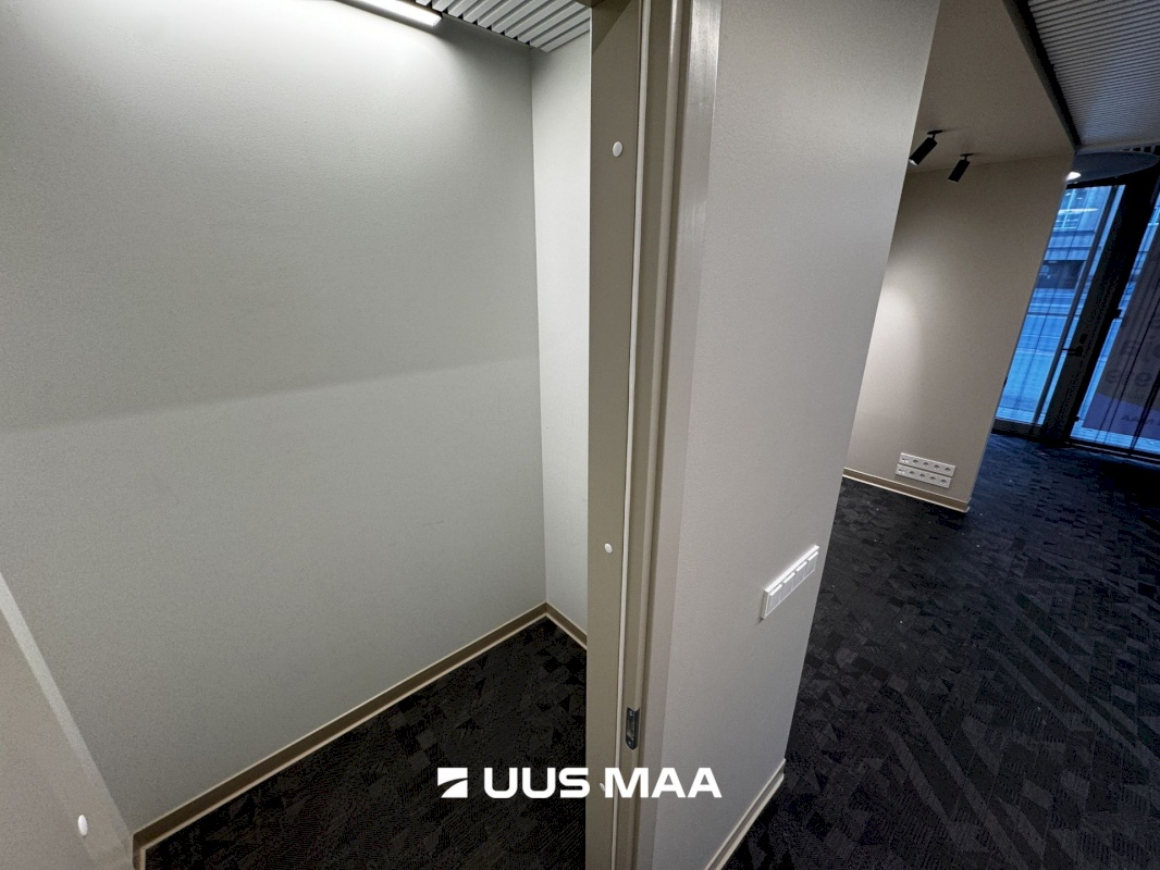 Tallinn, Kesklinna linnaosa, Pärnu mnt 113