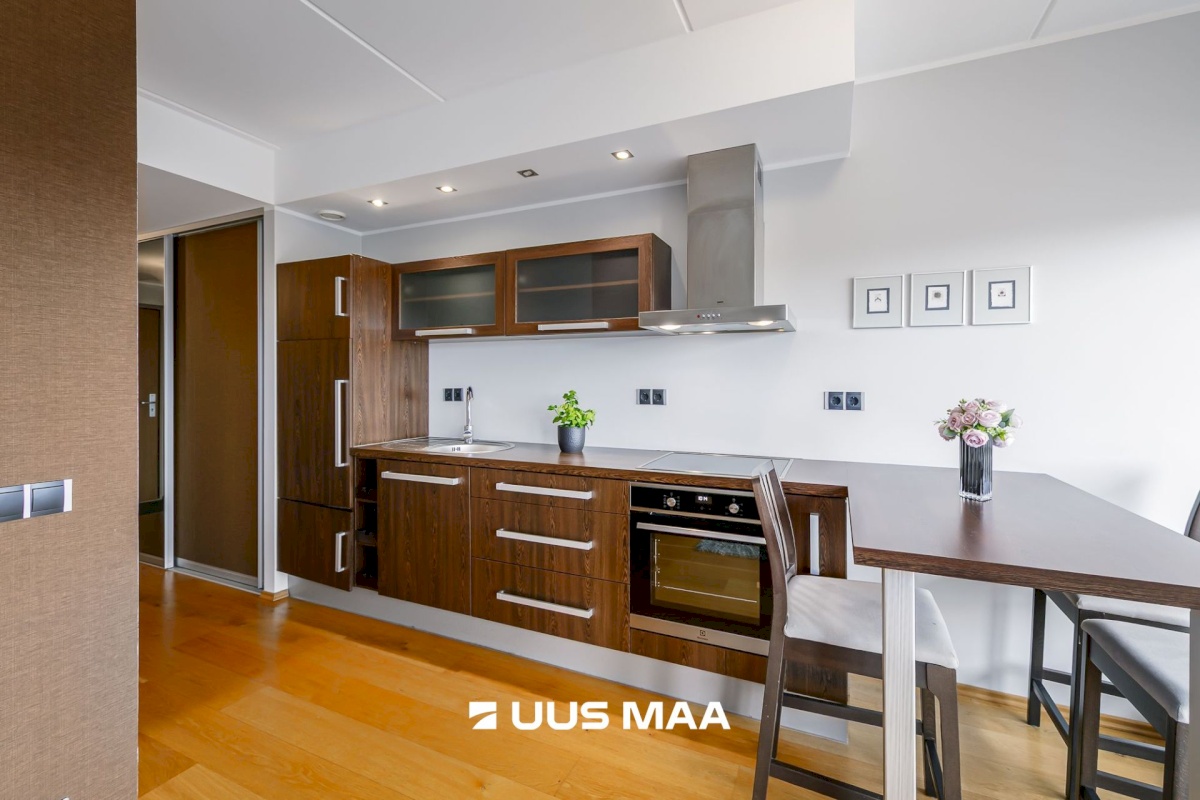 Tallinn, Kesklinna linnaosa, Kitseküla, Asula tn 1b