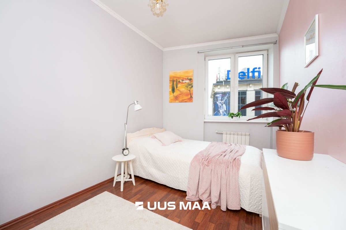 Tallinn, Kesklinna linnaosa, Raua, Narva mnt 14