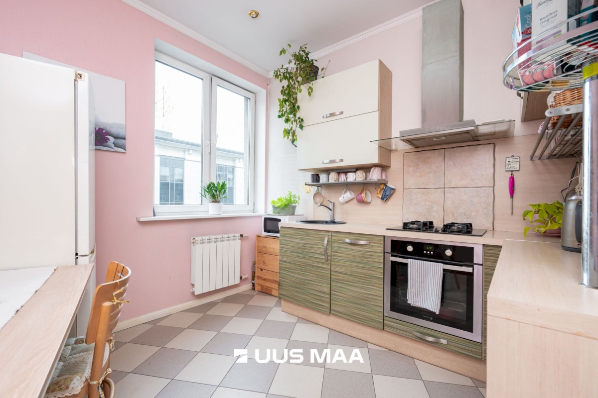 Tallinn, Kesklinna linnaosa, Raua, Narva mnt 14