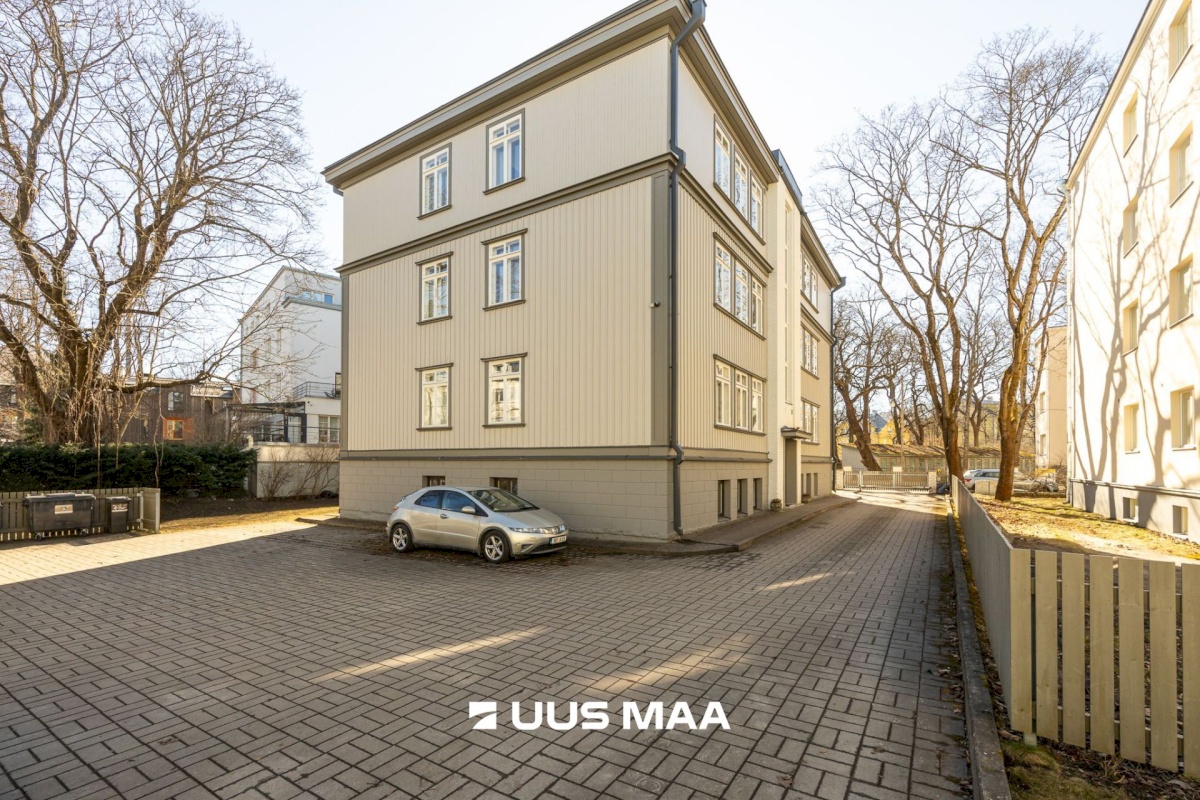Tallinn, Kesklinna linnaosa, Kadriorg, F.J. Wiedemanni 11