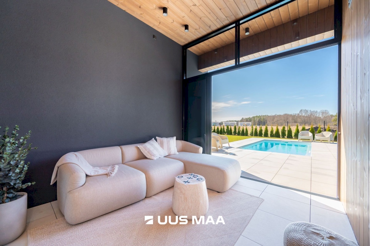 Rae vald, Peetri alevik, Hiiemäe põik 1