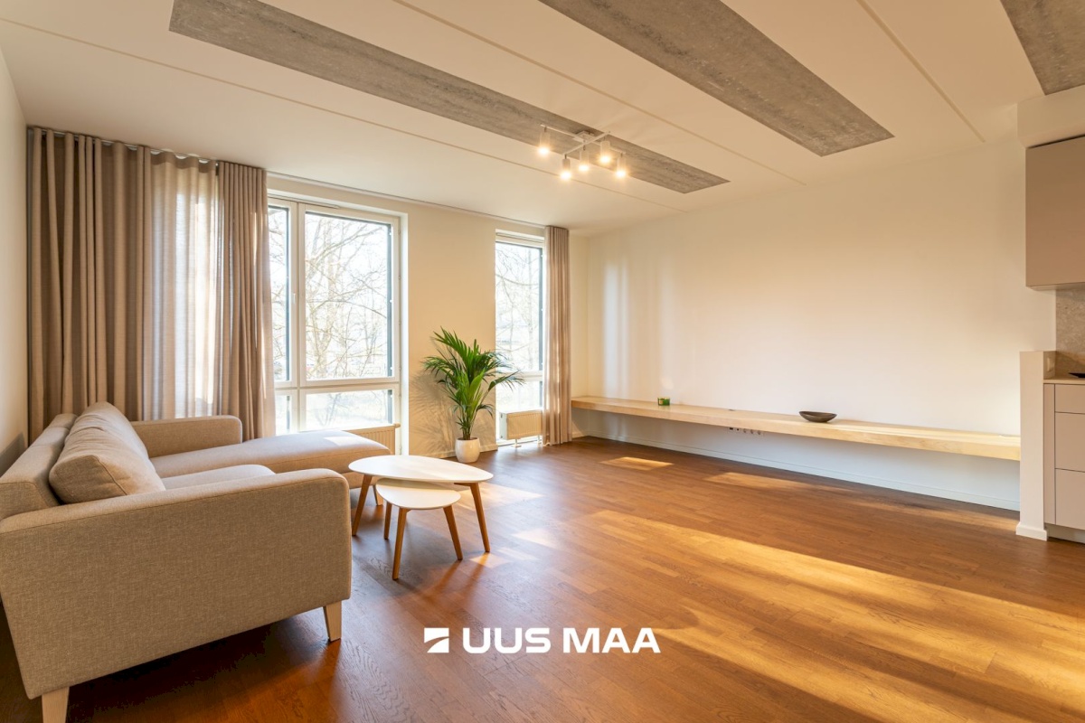 Tallinn, Kesklinna linnaosa, Kadriorg, Liivaoja 4b