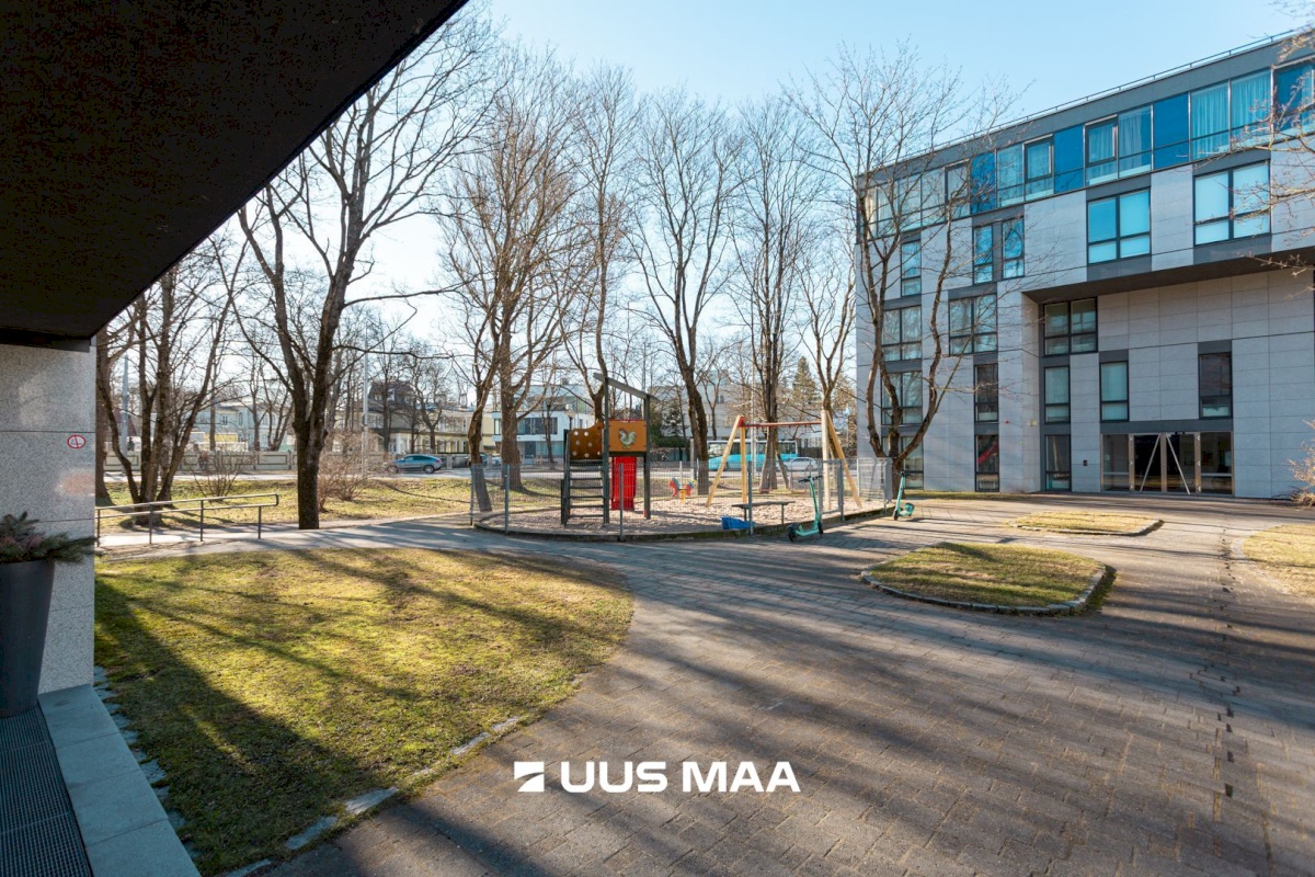 Tallinn, Kesklinna linnaosa, Kadriorg, Liivaoja 4b