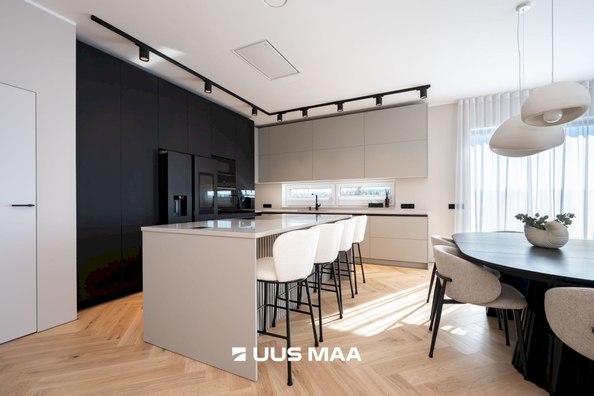 Rae vald, Järveküla, Hiiemäe põik 1