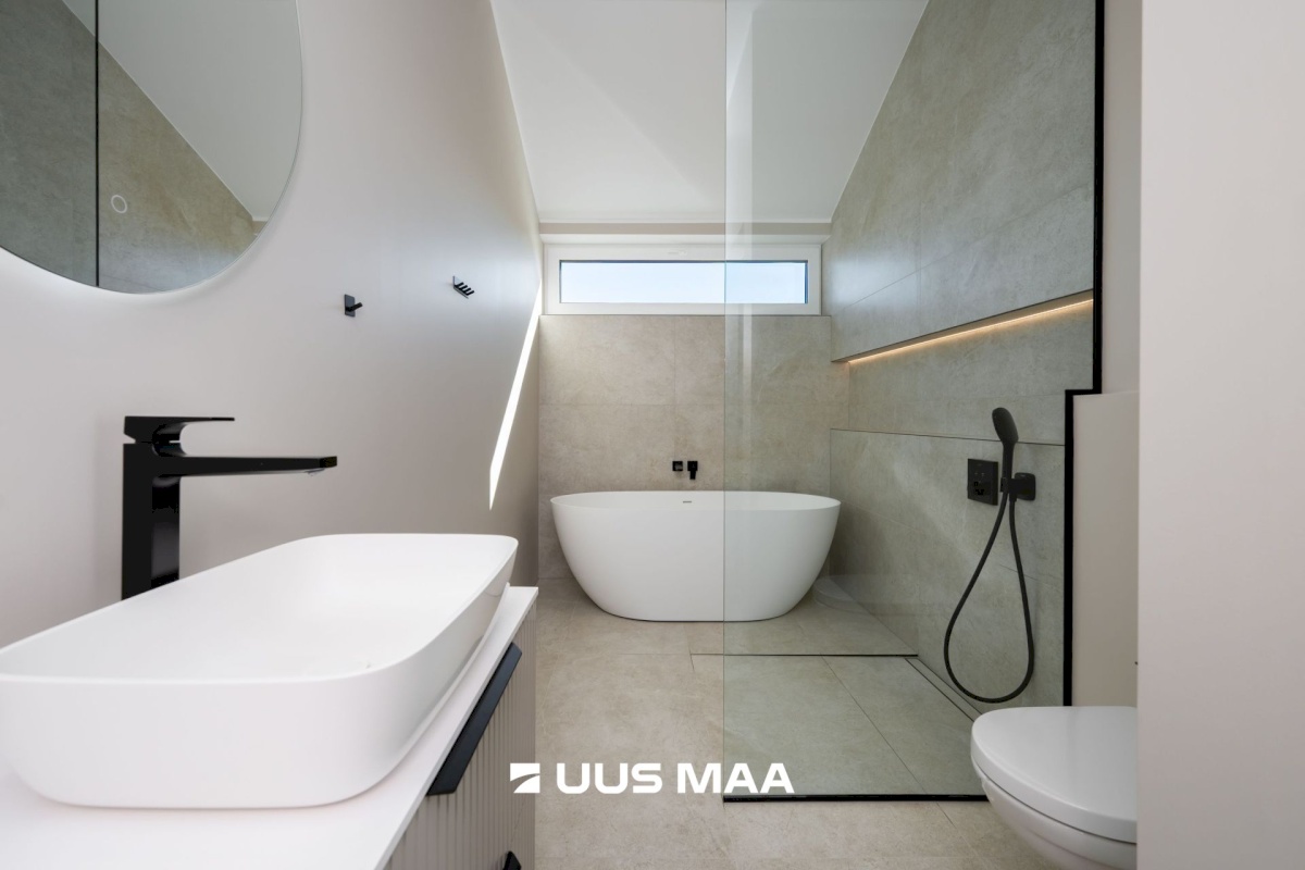 Rae vald, Järveküla, Hiiemäe põik 1