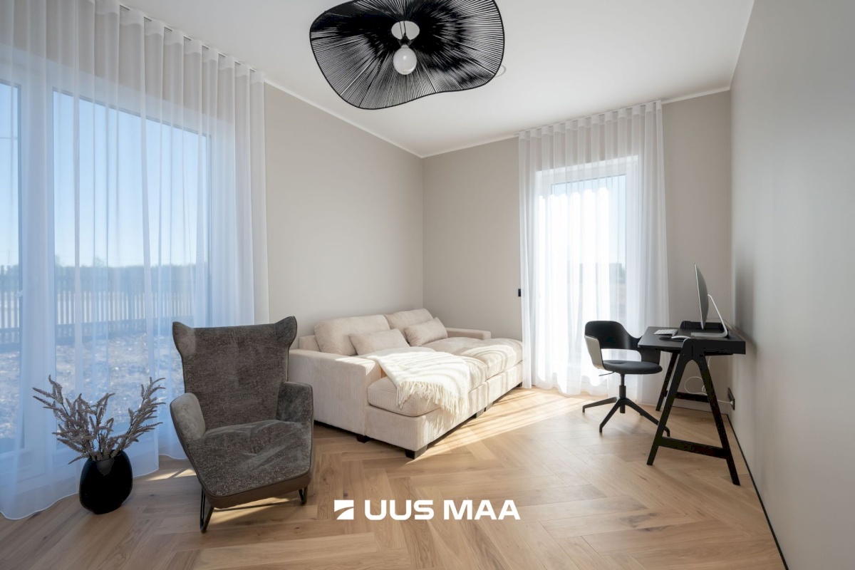 Rae vald, Järveküla, Hiiemäe põik 1