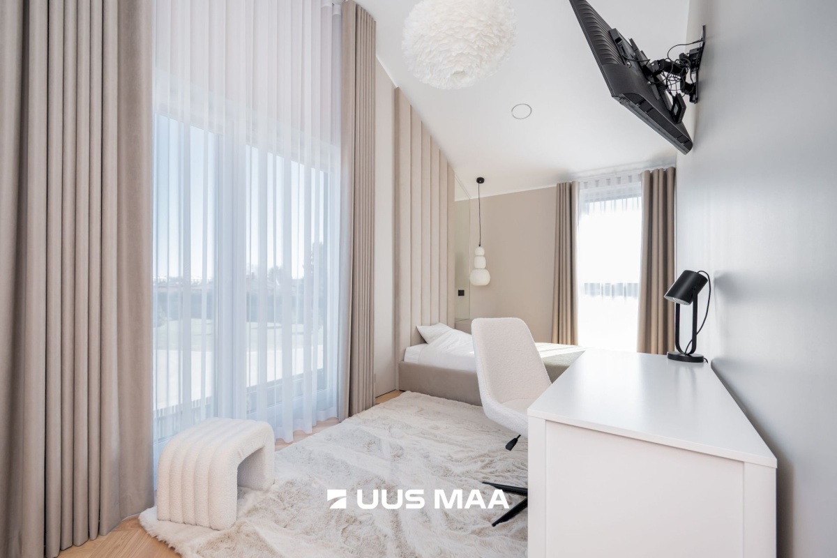 Rae vald, Järveküla, Hiiemäe põik 1